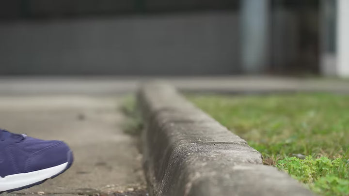 Men's Wide Fit New Balance MX608UN5 (New 624) Walking/Running Trainers - ABZORB