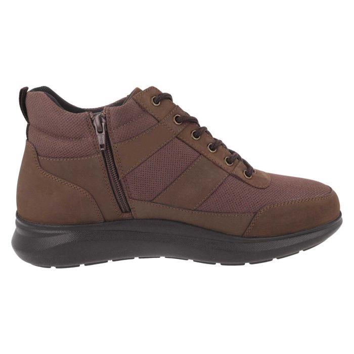 Men's Wide Fit DB Alistaire Trainers in Black Nubuck / Black Mesh - Image 1