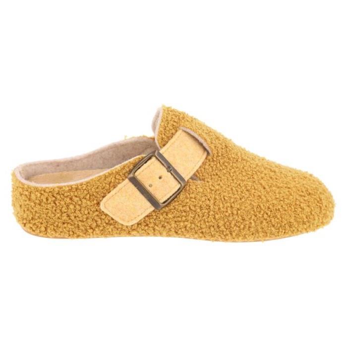 Women's Wide Fit DB Gill Buckle Mule Slippers in Pink Fleece - Image 9