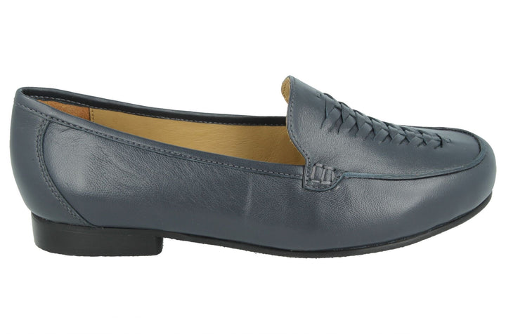 Womens Wide Fit DB Bingham Pumps in Navy - Image 1