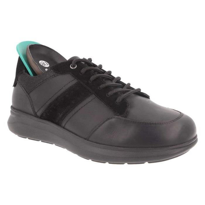 Men's Wide Fit DB Owen Lace Up Trainers in Black Leather / Black Suede - Image 1