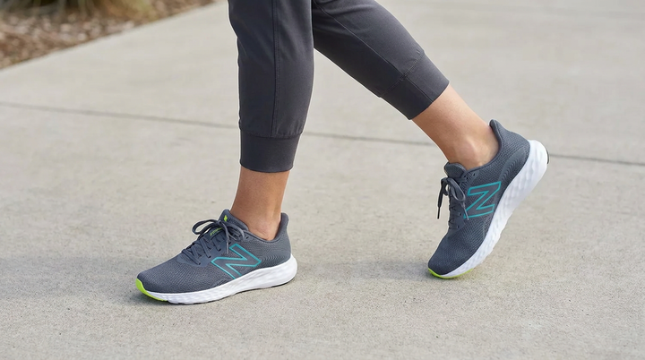 Women's Wide Fit New Balance Dynasoft M41128A Walking/Running Trainers