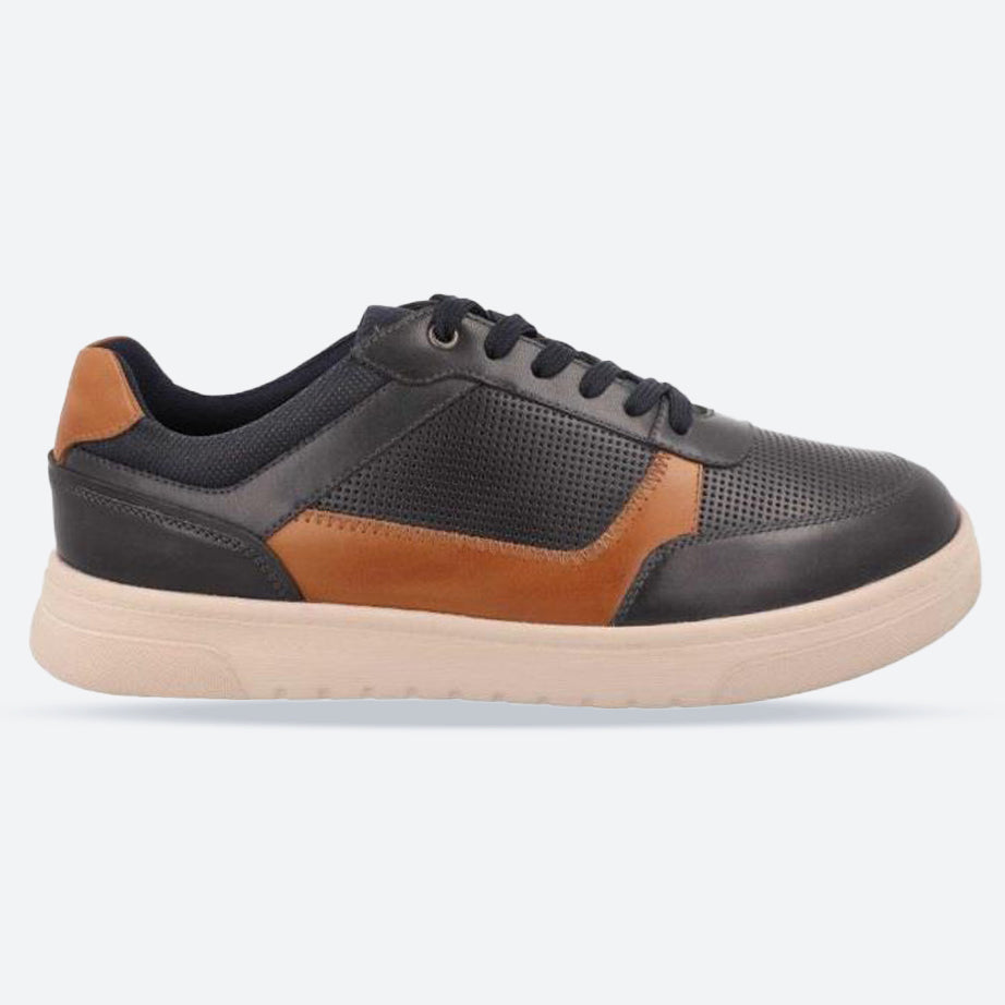 Men's Wide Fit DB Arlo Shoes in Navy / Light Tan Leather - Image 1