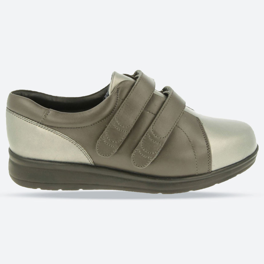 Womens Wide Fit DB Norwich Shoes in Black Leather - Image 17