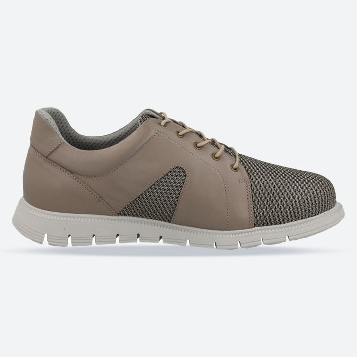 Men's Wide Fit DB Phil Shoes with Style in Black - Image 1