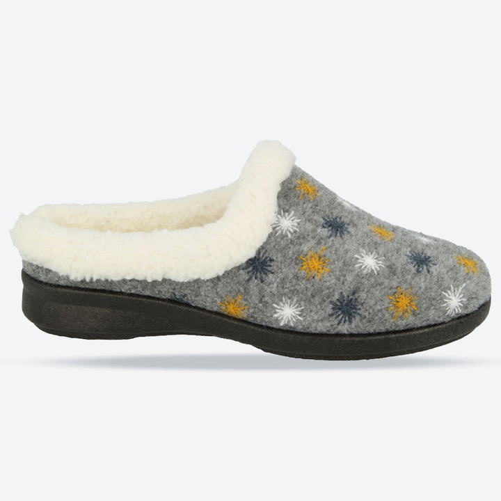 Womens Wide Fit DB Tracey Slippers in Grey - Image 1