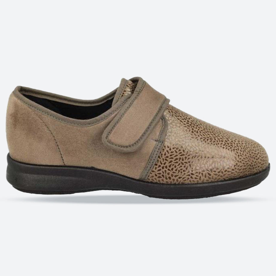 Women's Wide Fit DB Vanilla Shoes/Slipper in Black Stretch Textile - Image 14