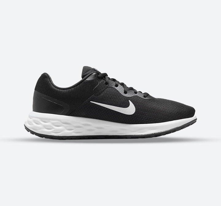 Men's Wide Fit Nike DD8475-003 Revolution 6 Running Trainers in Black/White - Image 1