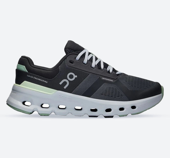 Women's Wide Fit On Cloudrunner 2 Training Shoes