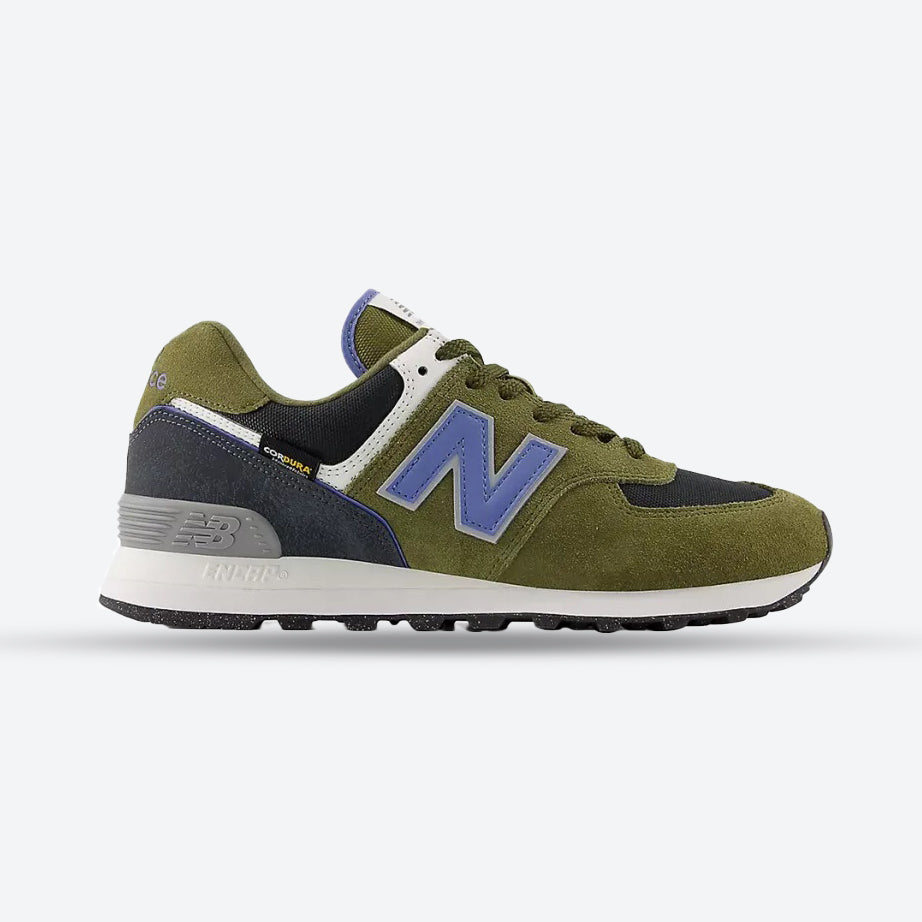 Men's Wide Fit New Balance U5743IR Trainers in Green - Image 1