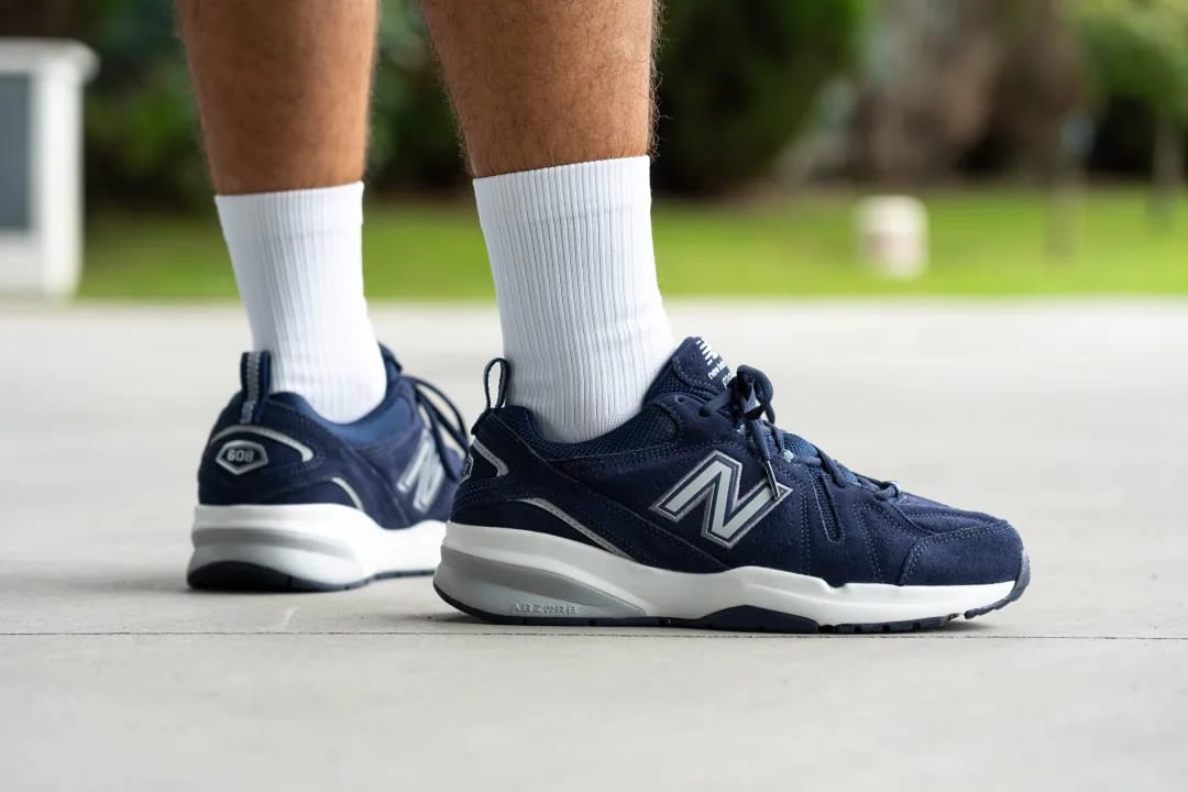 Scarpe New Balance MX608UN5 – Uomo – Larghezza 6E – Taglia 42 – Pelle Scamosciata E Intersuola ABZORB