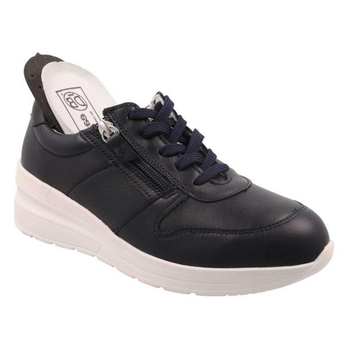 Women's Wide Fit DB Farndish Trainers in Black - Image 1