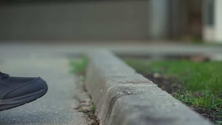 Womens Wide Fit New Balance WX624AB5 Trainers