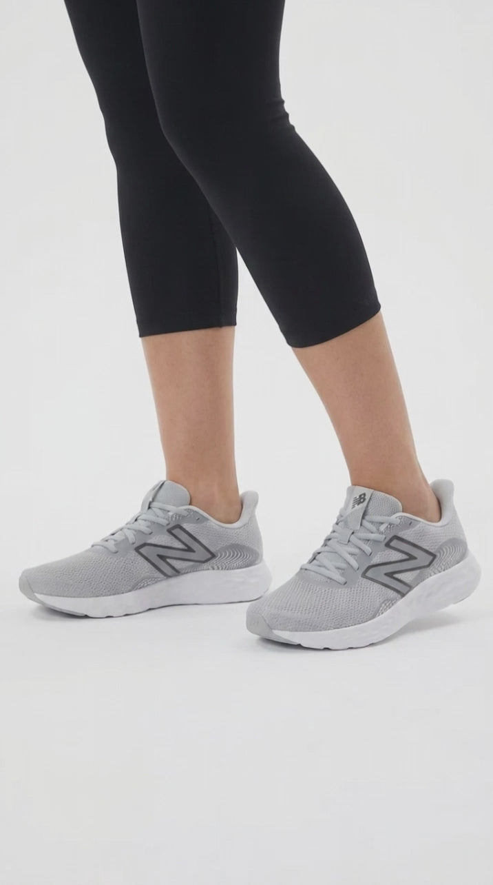 Women's Wide Fit New Balance 411V3 Walking and Running Trainers in Black - Image 19