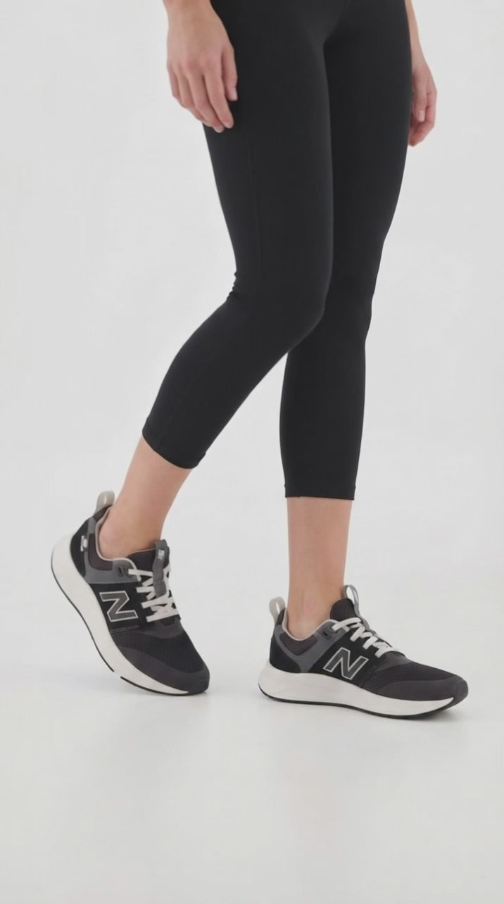 Men's Wide Fit New Balance Dynasoft U9005G9 Walking/Running Trainers in Black - Image 3