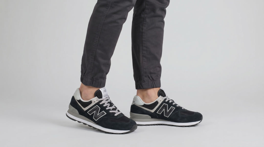 Men's Wide Fit New Balance ML574EVB Walking/Running Trainers - Exclusive - Black/White ENCAP in Black / White - Image 4