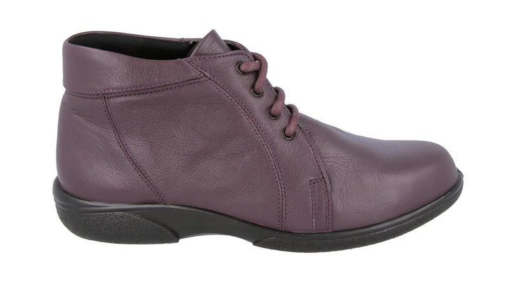 Womens Wide Fit DB Donna Boots - Wineberry