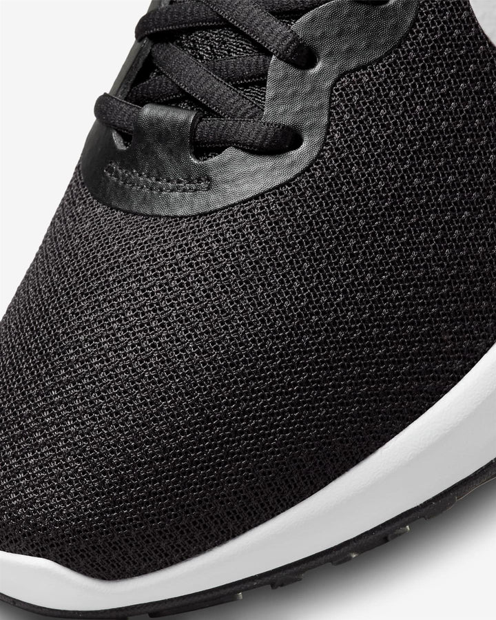 Men's Wide Fit Nike DD8475-003 Revolution 6 Running Trainers in Black/White - Image 1