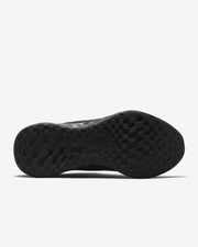 Women's Wide Fit Nike DD8476-001 Revolution 6 Flyease Trainers