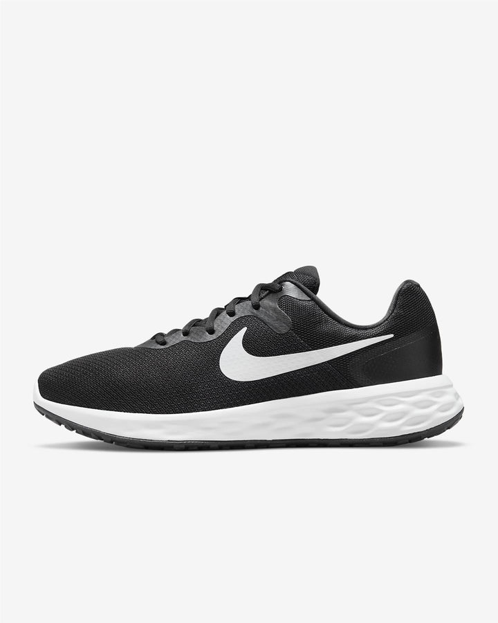 Men's Wide Fit Nike DD8475-003 Revolution 6 Running Trainers in Black/White - Image 1