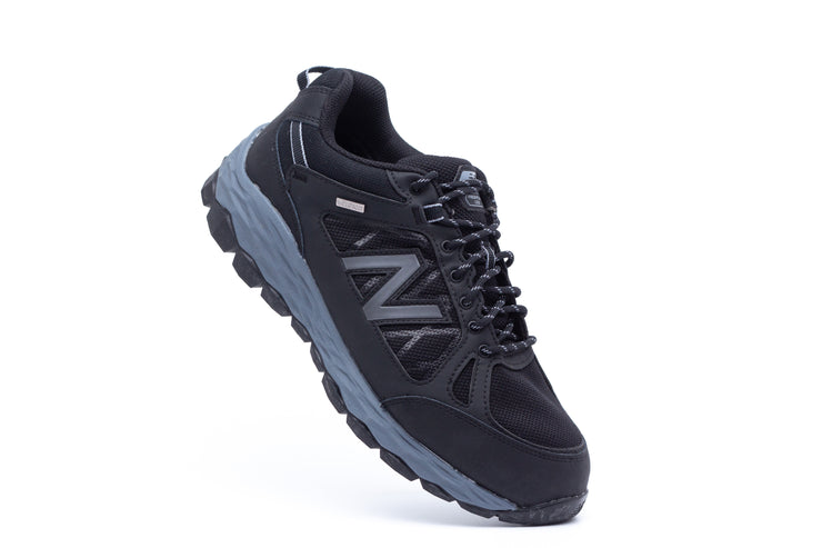 New balance discount waterproof trainers