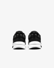 Mens Wide Fit Nike DM7564 001 Trainers