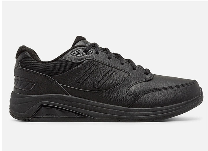 Wide fit mens trainers uk on sale